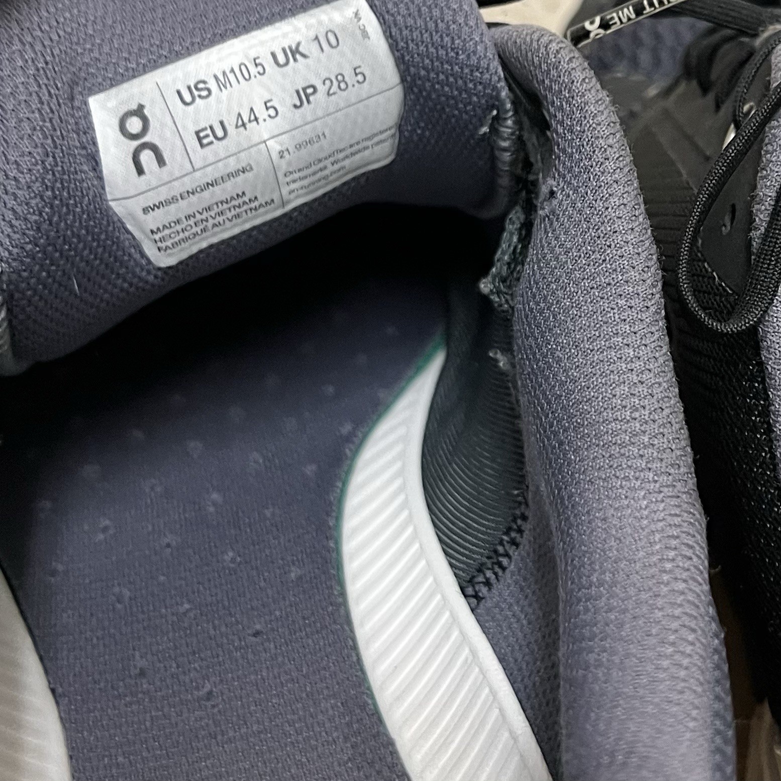 Men's ON CLOUD CLOUDFLYER Cloudtec Black Running … - image 8