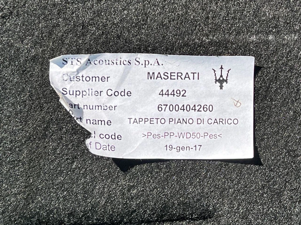 Cubierta de carga Maserati Ghibli 2014-2021 negra Foto 2 de 4