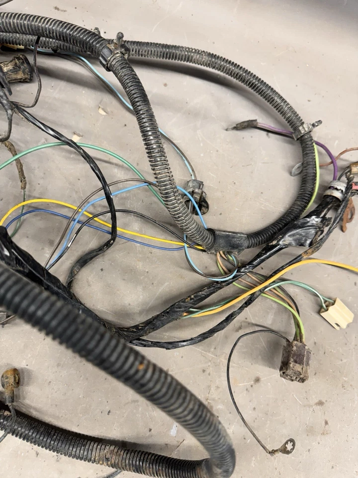 Chevy Vega 1974 1975 Arnés de cableado de faros Faro Luz de cabeza Lámpara Señal OE Foto 3 de 4