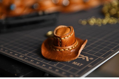 New handmade cowhide mini cowboy hat keychain leather pendant keychain gift - Picture 22 of 26