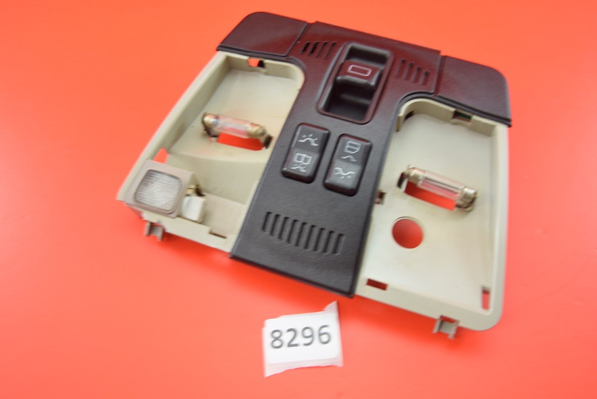Y20 97-98 MERCEDES C220 C280 2028200001 SUNROOF SWITCH DOME LIGHT