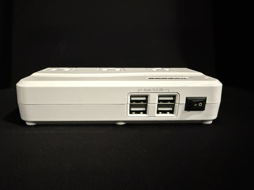 Bestek MRJ201GU 200W 4-Port USB Charging Universal Adapter Voltage Converter - Picture 3 of 12