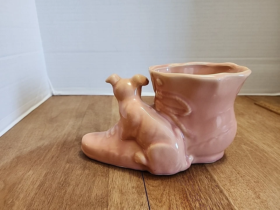 Vintage Shawnee Shoe and Dog Planter Pink USA 8" Long x 4-1/2" High x 3-1/4" - Image 3 of 4