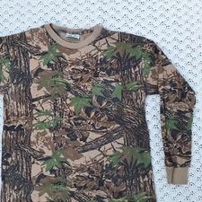 Vtg High Peak Realtree Camo Hunting Long Sleeve Pocket T Shirt - Large