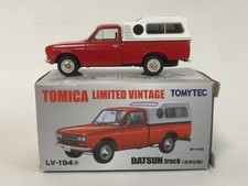 Camioneta pickup Tomytec Tomica Limited vintage Datsun con carcasa 1/64 fundido a presión