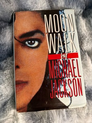 Michael Jackson Moonwalk 1988 First Edition Hardcover Dust Jacket ISBN 043437042