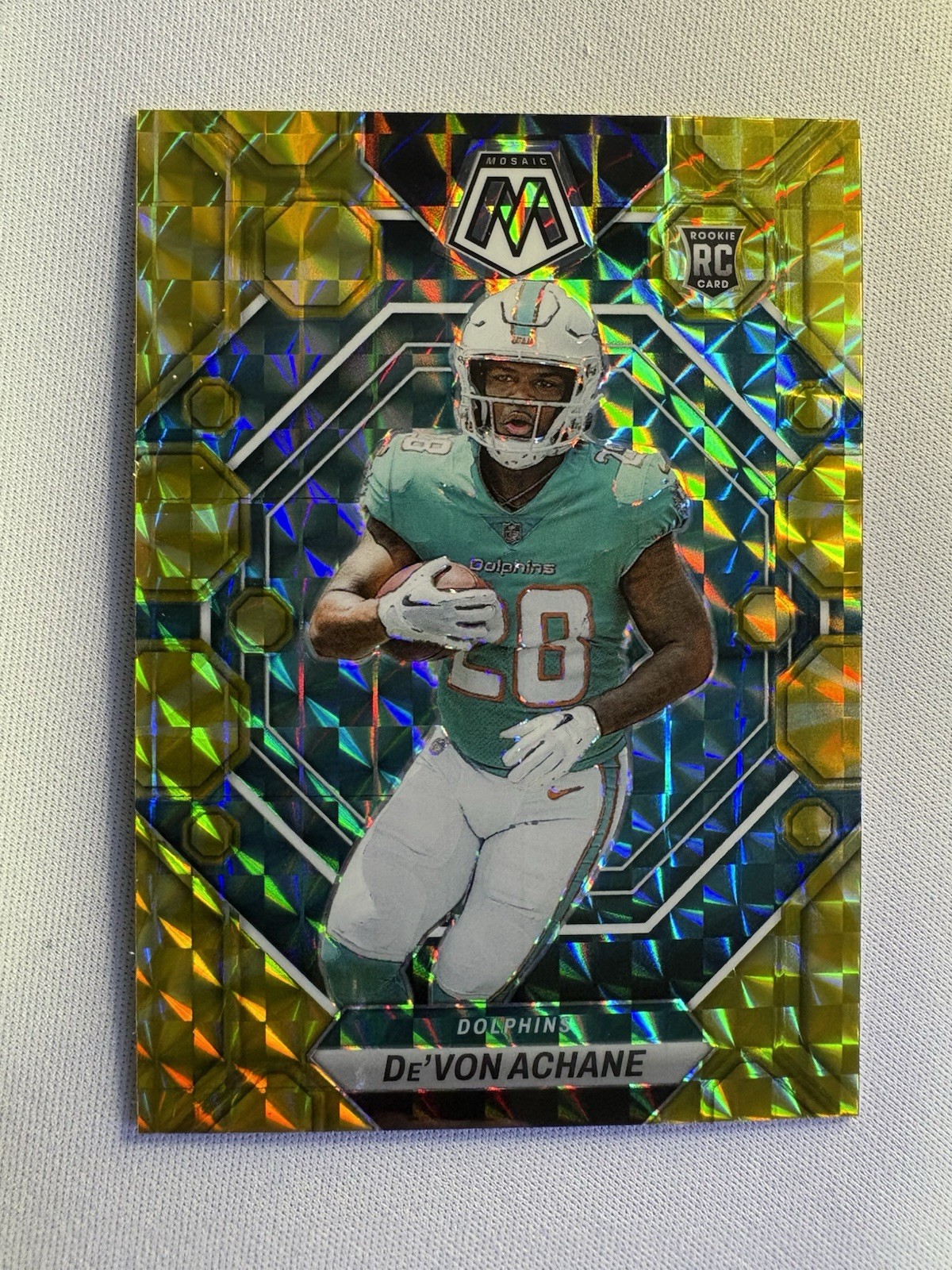 2023 Panini Mosaic #312 Reactive Yellow De'Von Achane Miami Dolphins Rookie