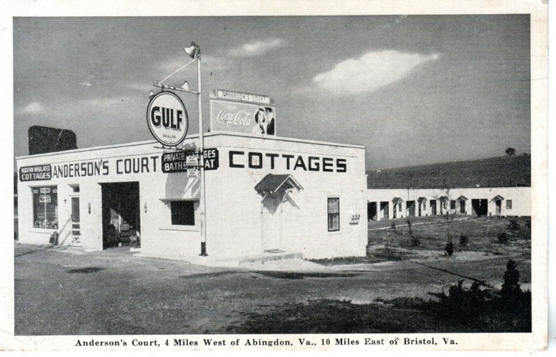 ~1940's ABINGDON VA - Gulf Gas Station & Anderson Court  / Cottages - B&W view