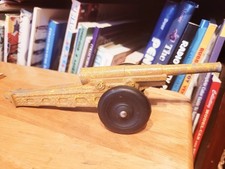 VINTAGE 1930'S BARCLAY LEAD DIME STORE LONG RANGE CANNON