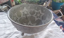 Vintage Aluminum Star Colander Strainer 7 Star Pattern  3 Footed /w  Handles