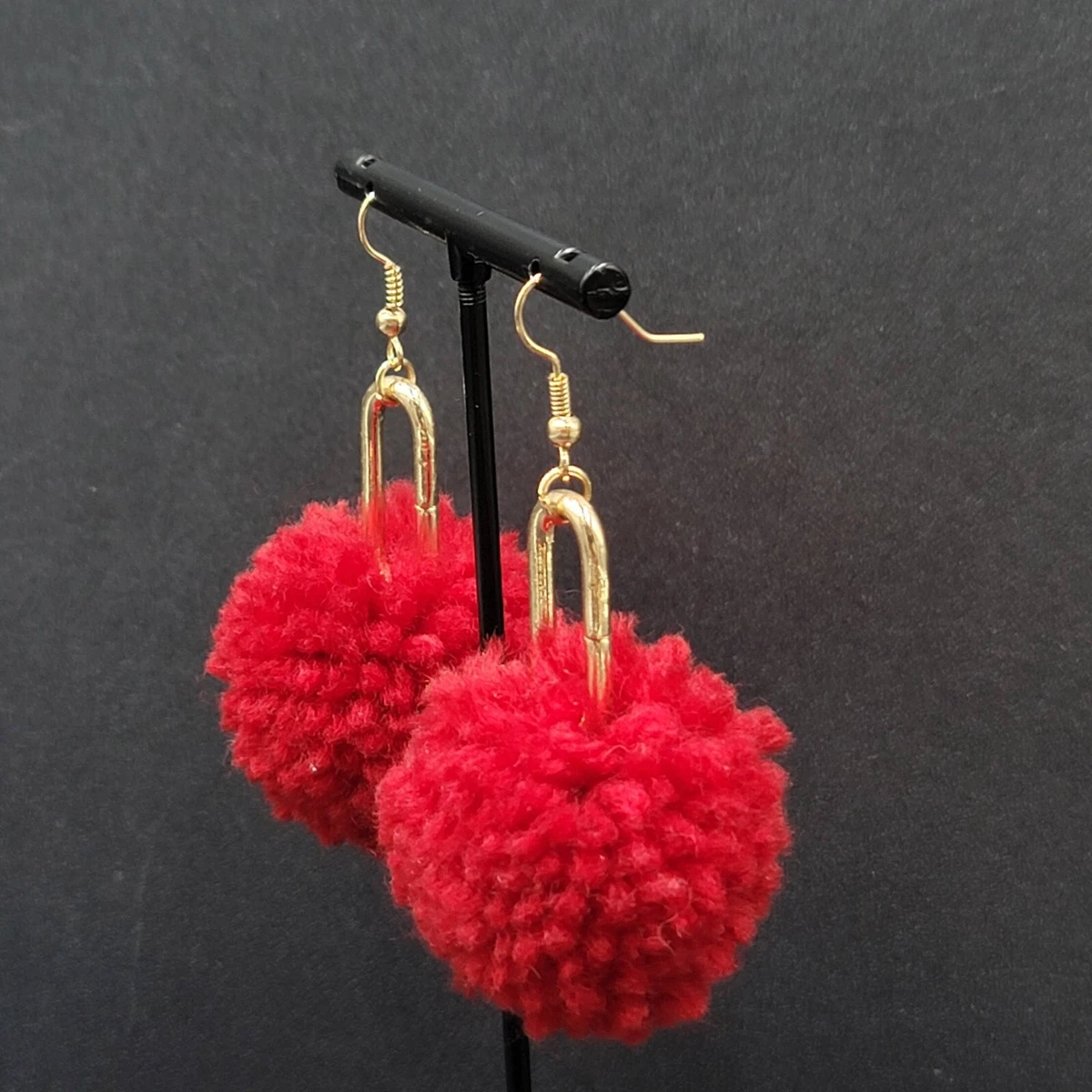 Pierced Earrings Gold tone Red Yarn Pom Pom Dangle 2