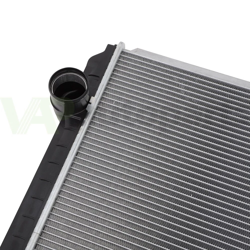 Radiador de aluminio para camión International Harvester 2554 2654 8200 9300 9400 Foto 4 de 4