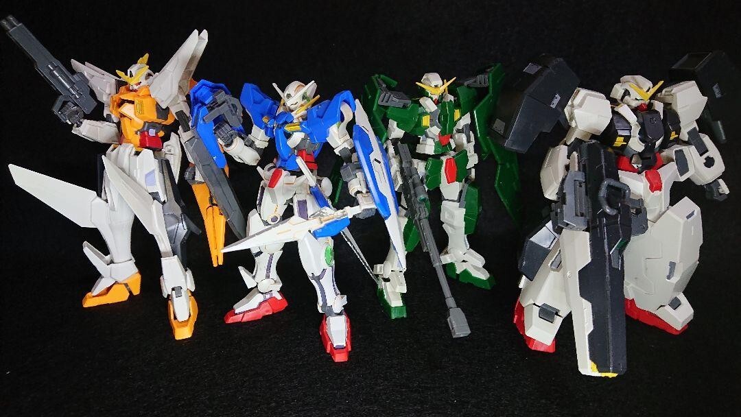 Gundam Exia, Kyrios, Dynames セット GUNDAM 00 Exia Kyrios Dynames Virtue 1:144 HG BANDAI Model