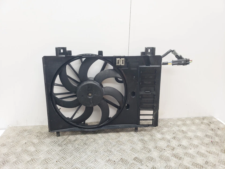 PEUGEOT 508 2.0 DIESEL COOLING FAN SHROUD ASSEMBLY 2015 9804778380 — 第 2/4 张图片