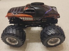 Monster Mutt Rotweiler Monster Jam Monster Truck juguete