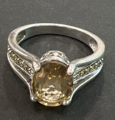 Ring Citrin und gelber Diamant (5 auf jeder Seite) mit 925er Band