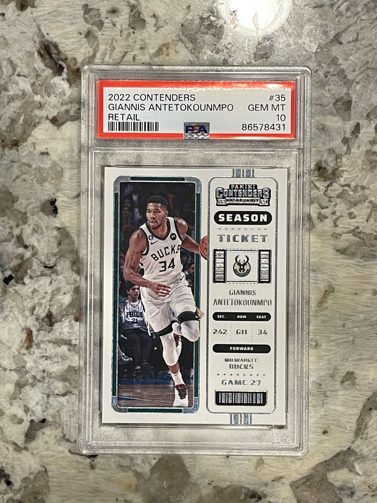 2022 Panini Contenders Giannis Antetokounmpo Season Ticket PSA 10 *431