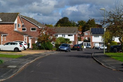 Foto 6x4 Blick entlang Falcon Close Kempshott c2017