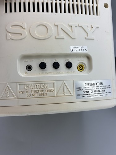 Sony Mega Watchman FD-525 4.5" TV Pantalla Negro/Blanco TV AM/FM Radio - Imagen 6 de 10