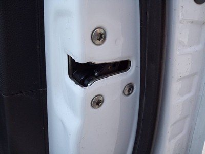 FRONT RIGHT DOOR LOCK / 2439104 FOR HYUNDAI IX35 TECNO 2WD