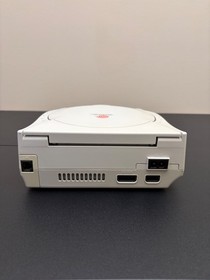 SEGA Dreamcast Console Bundle With New Clock Battery.