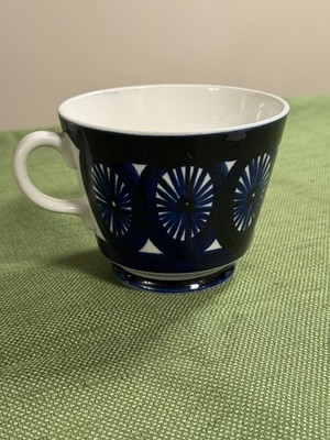 Vintage Arabia Finland Cup 4  Wide Rim - Excellent Condition- No Damage