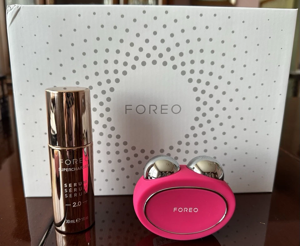 Dispositivos FOREO - Bear 2, Peach 2, OVNI 3 con gel de preparación, suero, máscaras, parches de preguntas frecuentes  Foto 2 de 4