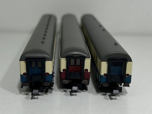 Minitrix N 18275 set autovetture 3 pezzi ferrovie dello Stato ep.V NUOVO & IMBALLO ORIGINALE - Foto 3 di 5