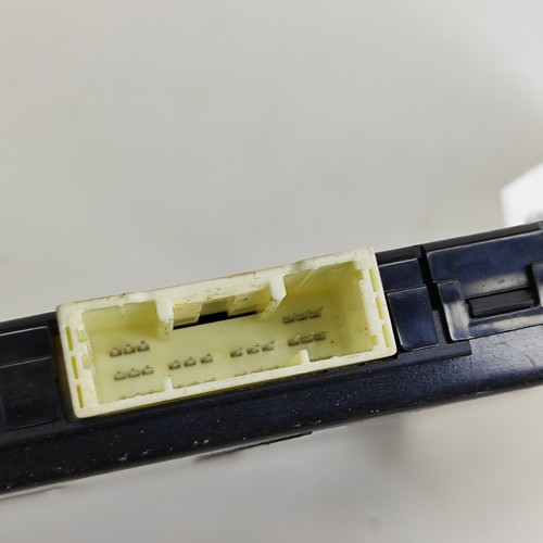 TOYOTA AURIS E180 Comfort Control Unit 89221-02331 1.8 2013 23063916 - Picture 5 of 6