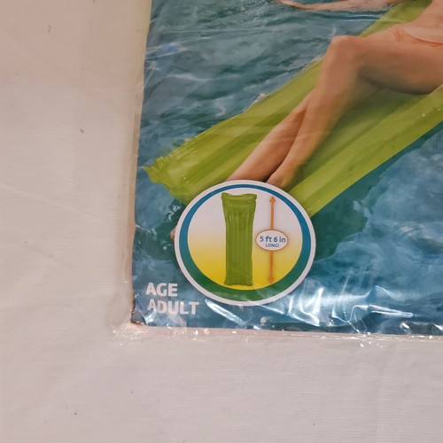 Balsa inflable transparente para salón Play Day 66"x24 - Imagen 8 de 10