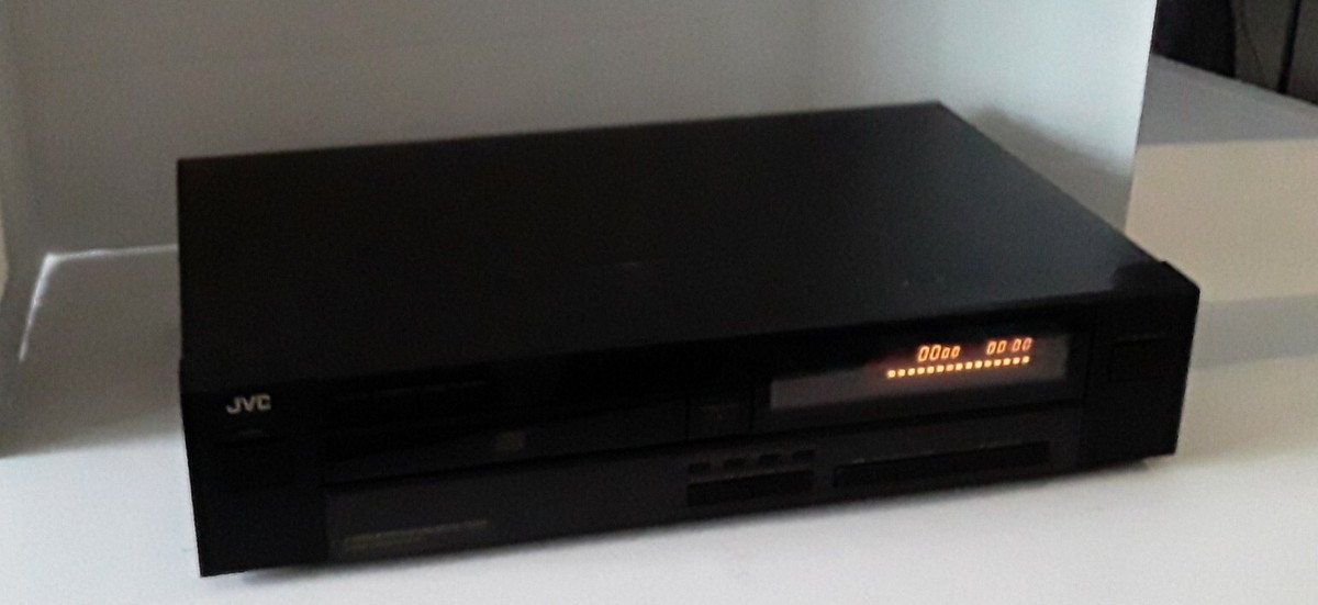 JVC XL-V131 Vintage CD Player Single Compact Disc Tested & Working JVC XL-V131 Vintage CD Player Single Compact Disc Tested & Working