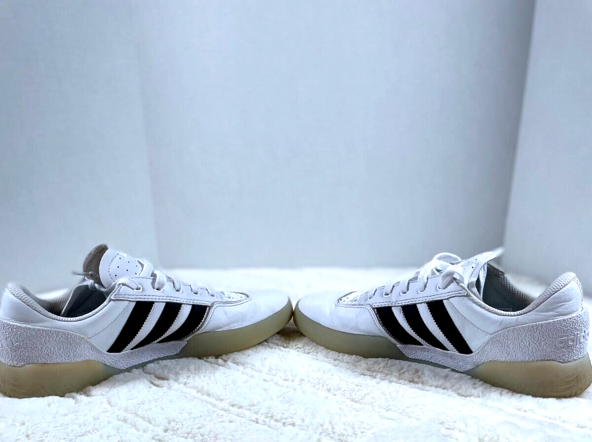 Adidas Mens Athletic Sneakers Tennis Shoes LHG 029003 Size  display picture 3