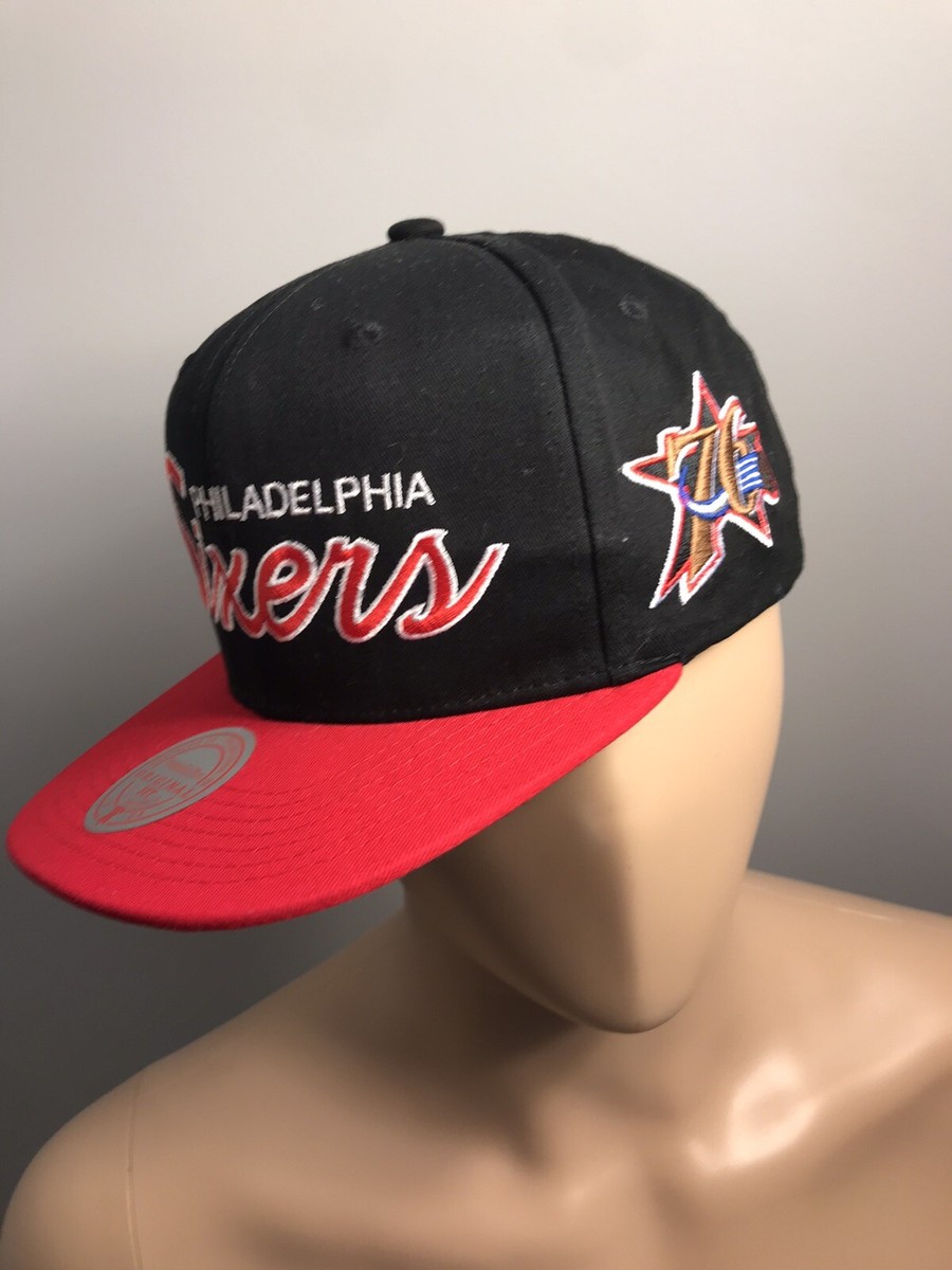 Mitchell & Ness Mens Red Black NBA Philadelphia Sixers Snapback