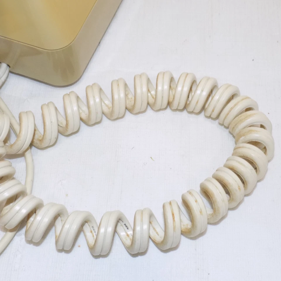 1985 Oster Wall Mount 3 Speeds Hair Dryer 317-06 Mid Century Modern Starburst - Image 3 of 4