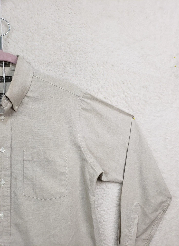 Camisa Claybrooke para hombre color tostado medio mezcla de algodón manga larga con botones ajuste regular Foto 3 de 4