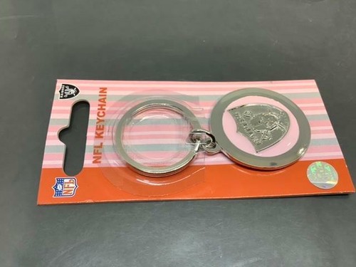 Brand New NFL Team Logo Keyring LAS VEGAS RAIDERS PINK Keychain Porte-Clés Rose - Picture 6 of 11