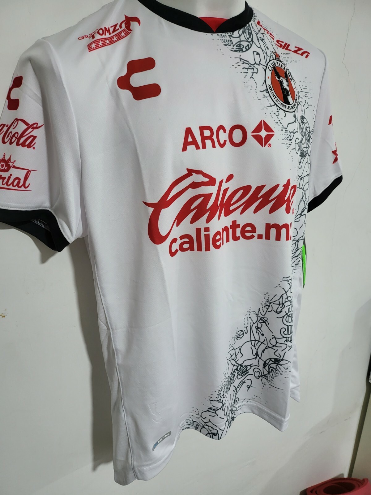 Charly Xolos Club Tijuana Away Jersey - White-Red Liga mx soccer Size XL