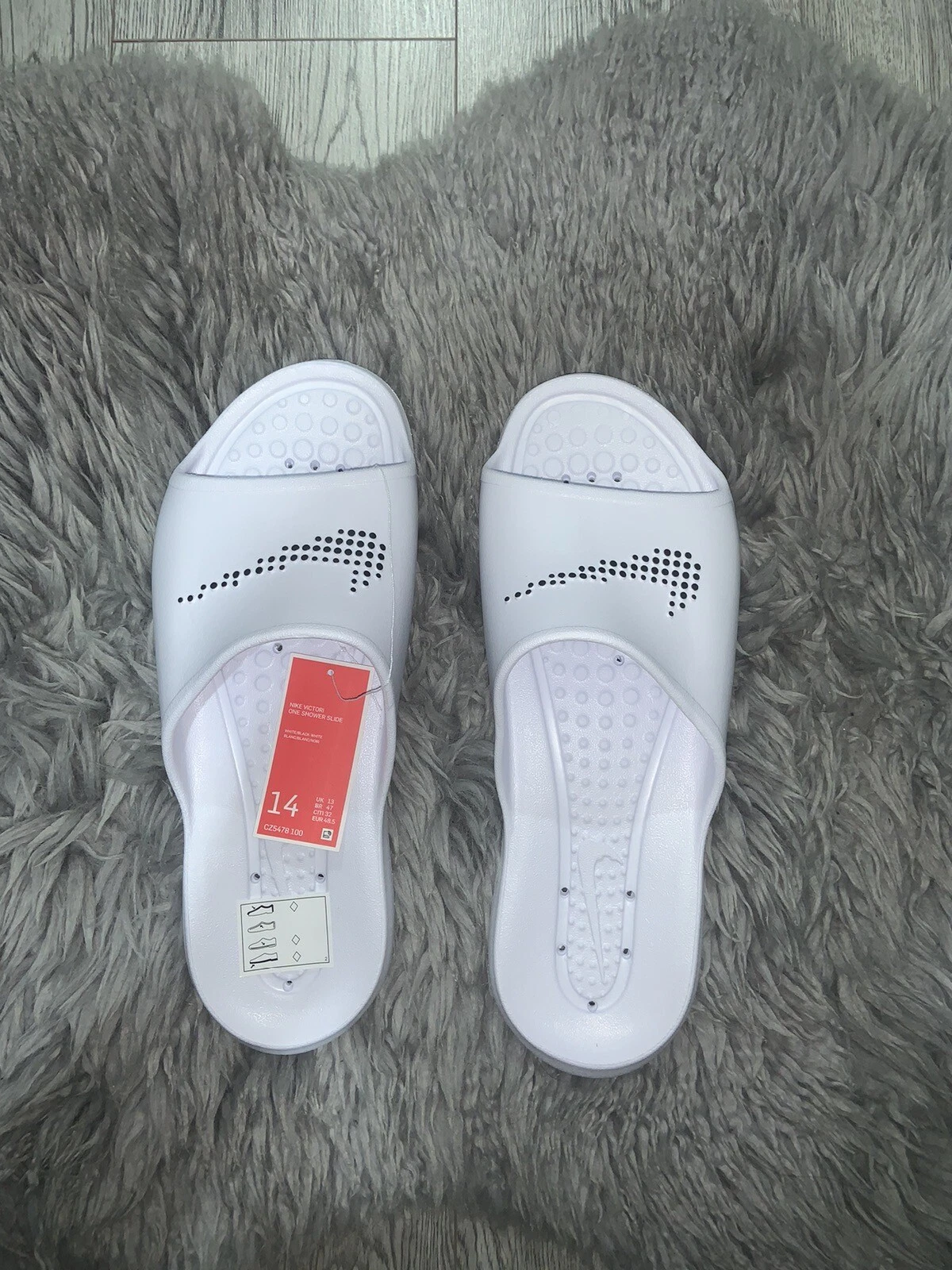 Sandali doccia Nike Victori One Shower Slides CZ5478 100 da uomo bianchi taglia UK 13
