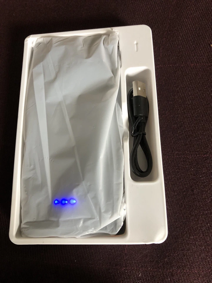 Cargador Portátil 25800mAh Banco de Alimentación Modelo HX160Y8 Tamaño 18.5 75 151 mm Cable USB Foto 3 de 4