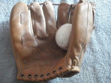 VTG WILSON SNAP ACTION 10" LEATHER "HARMON KILLEBREW" LH BASEBALL GLOVE A2933 