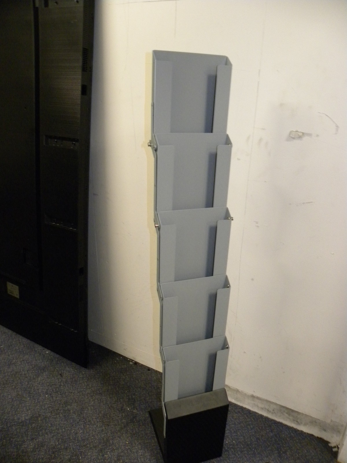 Picture 2 of 3