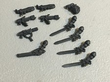 A31976 WARHAMMER 40K SPACE MARINES BLACK TEMPLARS BITS LOT SWORD SPECIAL FIST GW