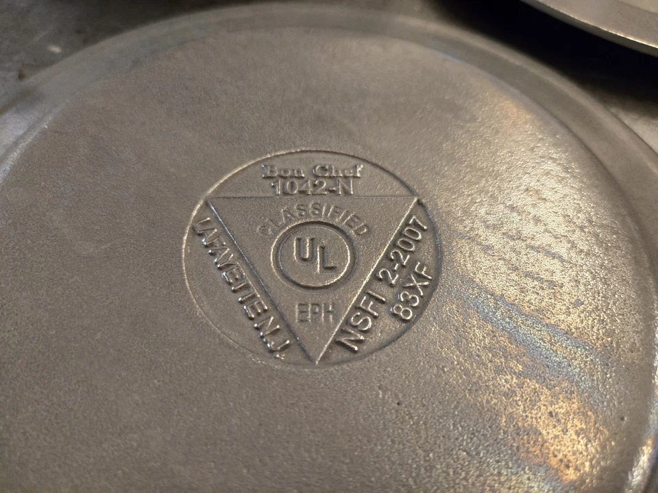 Салатная тарелка x12 Bon Chef 1042 8 дюймов аллерген лаванда алюминий  - Изображение 3 из 3