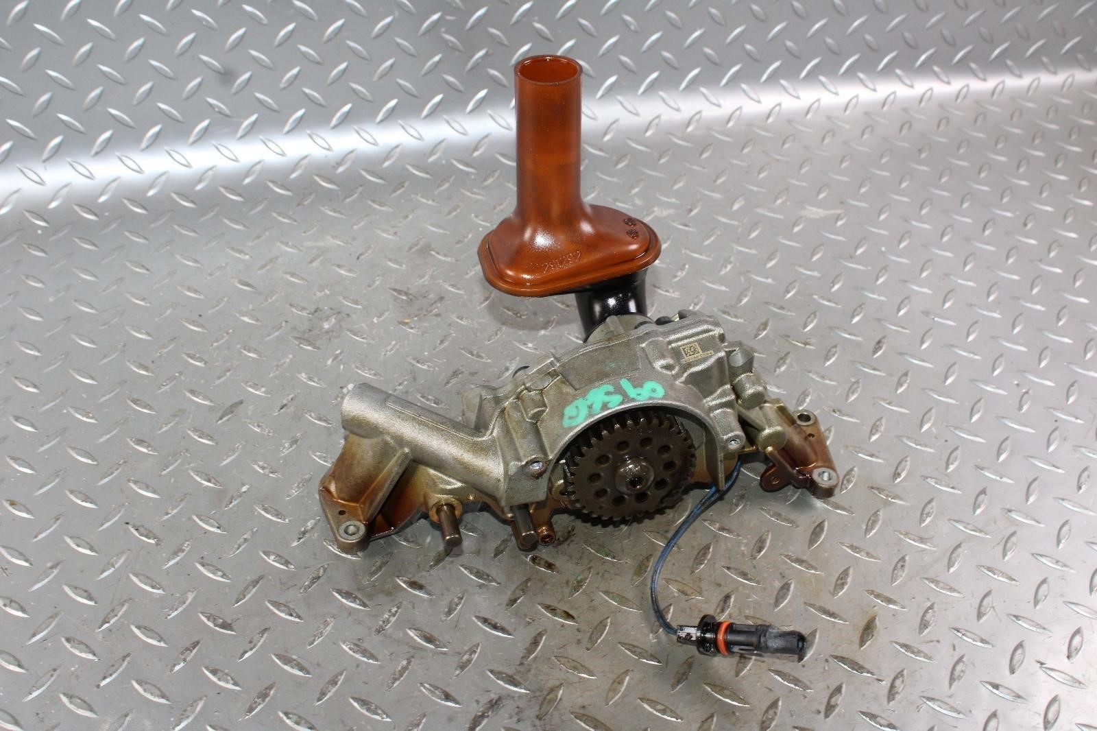 Maserati Ghibli 2014-2017 Oil pump