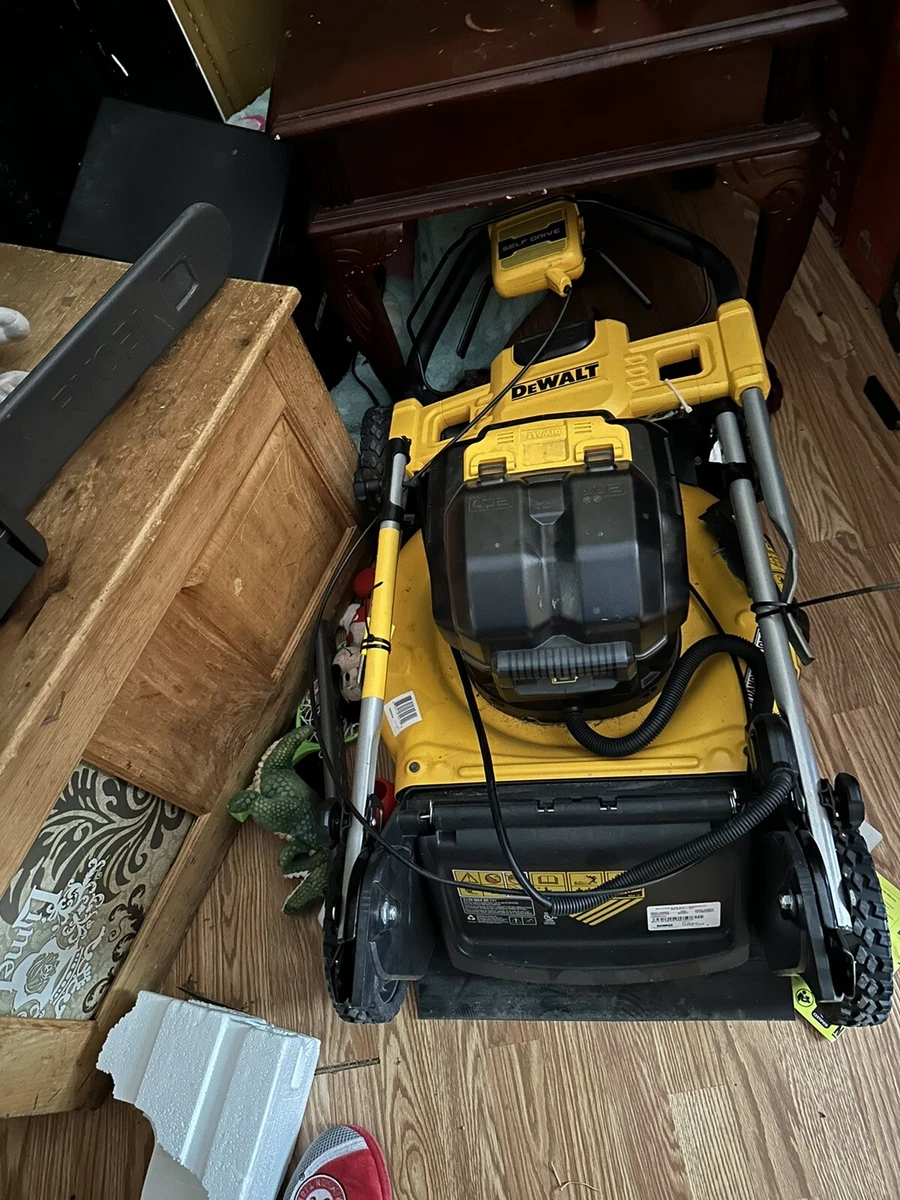 DEWALT 20V MAX Push Lawn Mower NO BATTERY