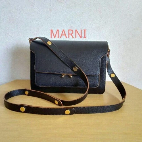 3)MARNI Trunk Bag Mini Second hand shoulder Leather Black Saffiano Ladies