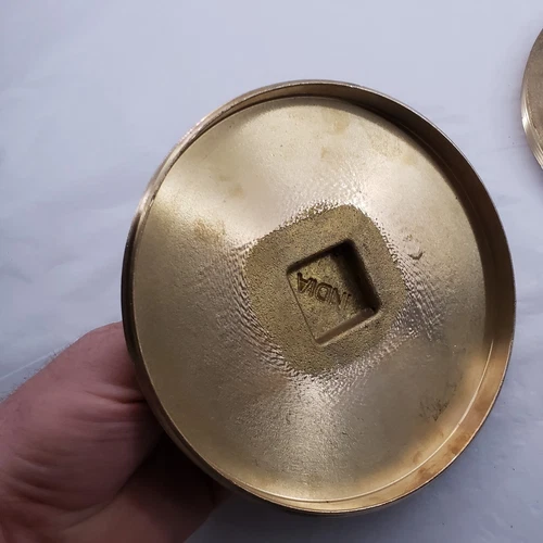 JONES STEPHENS P50600 Brass, Raised Head, Plug, 3 units - Picture 3 of 6