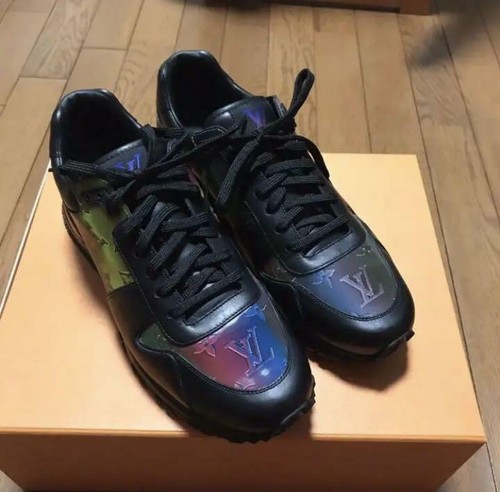 Louis Vuitton Sneakers Black Rainbow 