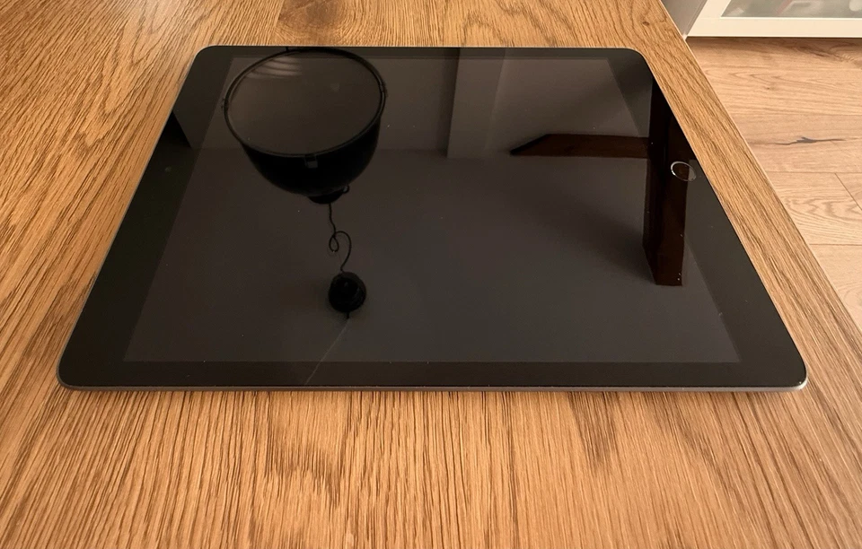 Appel iPad Generation 9 64GB In Originalverpackung Wie Neu - Bild 2 von 4