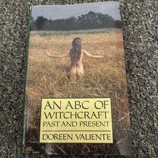 An ABC of Witchcraft Past and Present, Doreen Valiente, Used;
